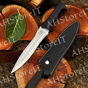 RE4 Replica Knife Custom Handmade D2 Steel Full Tang Resident Evil 4 Leon Kennedy&#39;s Knife | Game Knife | Free Sheath | Christmas Gift