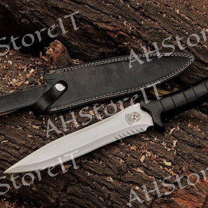 RE4 Leon Kennedy&#39;s Knife Custom Handmade Spring Steel Bowie Knife Tactical Knife Replica Birthday Gift For Him, Personalize Gift For Husband