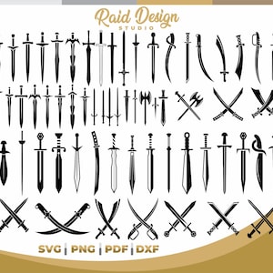 Puede incluir: Un conjunto de 40 siluetas de espadas en blanco y negro. Las espadas son de varios estilos, incluyendo espadas rectas, espadas curvas y dagas. Las espadas están dispuestas en filas y columnas. La imagen incluye el texto "Raid Design Studio" y "SVG PNG PDF DXF".