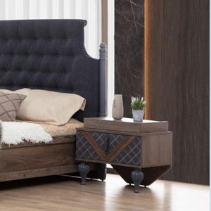 Bett Nachttisch Kommode mit Spiegel Schlafzimmer Set Design Chesterfield 4 tlg. Bild 4