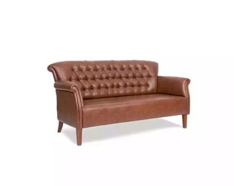 Luxus Dreisitzer Chesterfield Couch Braun Sitzmöbel Moderne Sofas Design