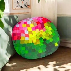 Disco Ball Runde getuftete Bodenkissen Bequeme Sitzgelegenheiten für Schlafzimmer Wohnheim Bodenkissen Großes Bodenkissen Bunt Einzigartiges Housewarming Geschenk