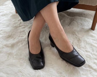 Vintage BALLY Croc-Embossed Leather Pumps | Chic Square Toe Block Heel Shoes | Dark Espresso Brown | Size 7 US / 4.5 EU | Swiss Luxury shoes