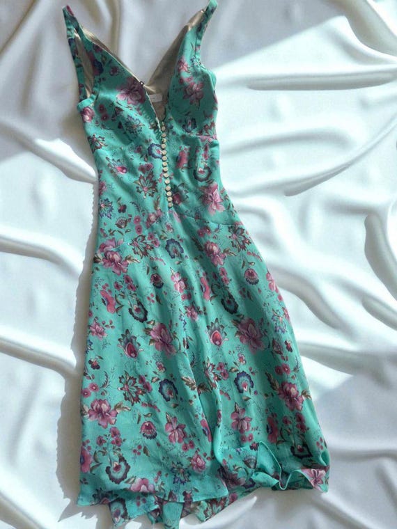 green floral button up dress Green Floral Button Front Short Sleeve Midi Dress