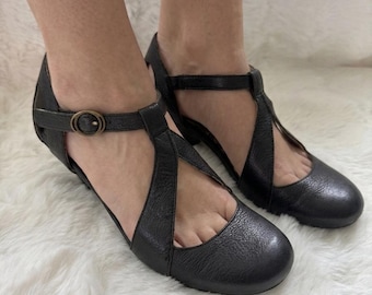 Fly London Schwarz Leder T-Strap Keil Sandalen, Sculpted Absatz, Made Portugal, EU 38