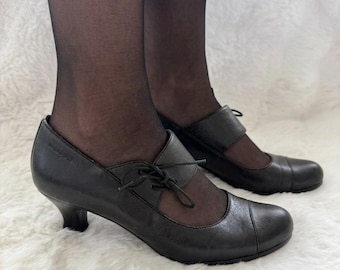 Vagabond Schwarze Leder Mary Janes Oxford Heels, Retro Schnürer Pumps (EU 39)