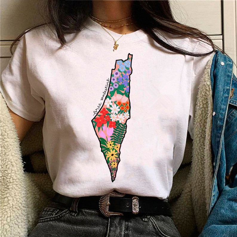 Kurzärmeliges Baumwoll-T-Shirt Zeigen Sie Ihre Unterstützung mit unseren geschlechtsneutralen T-Shirts Committed to Palestine. Bild 1