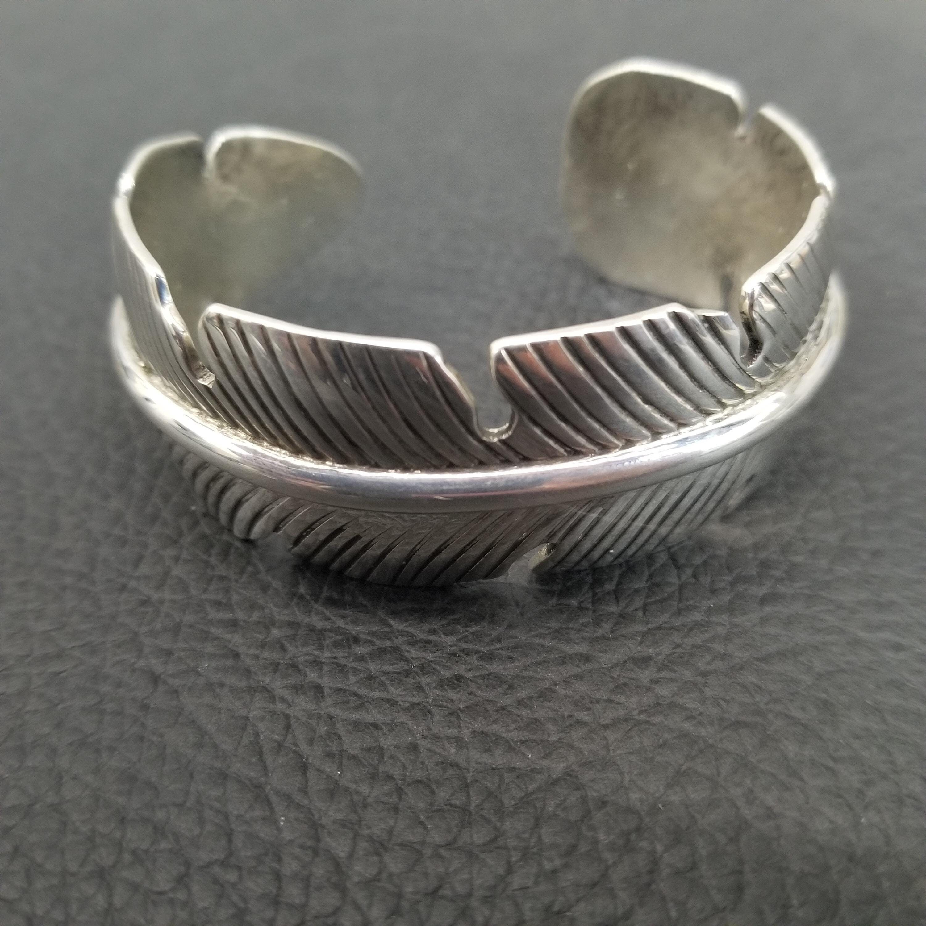 Vintage 925 Sterling Silver Navajo Feather Cuff Bracelet 2.5