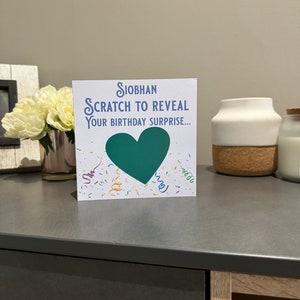 Tarjeta de cumpleaños sorpresa, Tarjeta de revelación, Tarjeta para rascar, Tarjeta de cumpleaños para rascar, Tarjeta de cumpleaños divertida