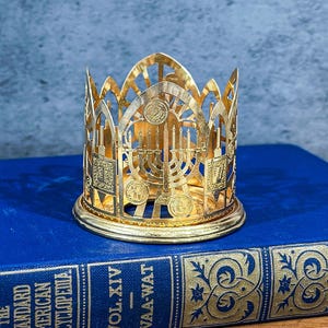 Vintage Jewish Votive Candle Holder – Gold Finish Judaica Candle Holder with Menorah Design Crown Motif