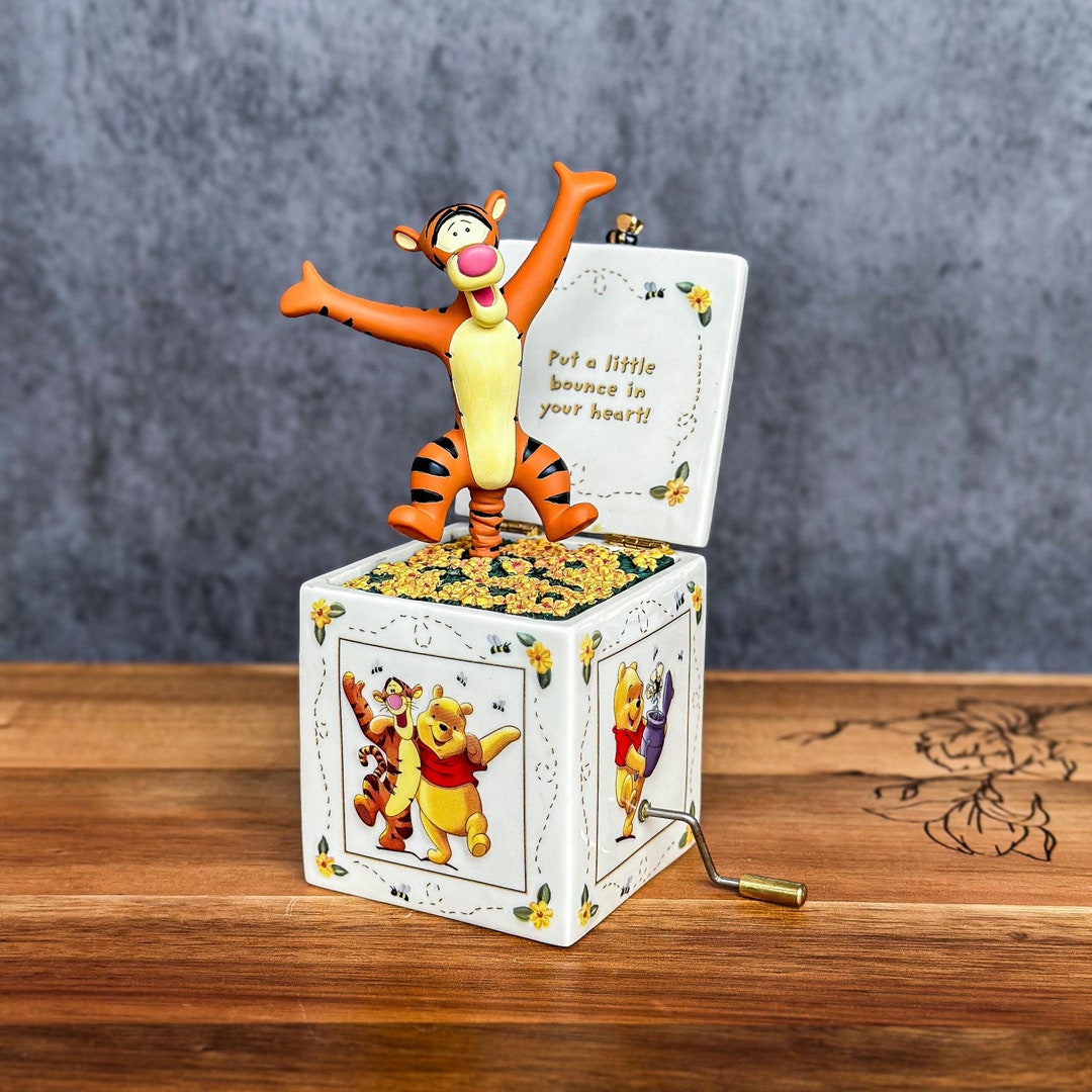 Vintage Arleigh Elliot Disney Winnie the Pooh Tigger Porcelain