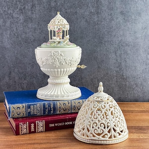 Vintage Lenox Music Box - Etsy