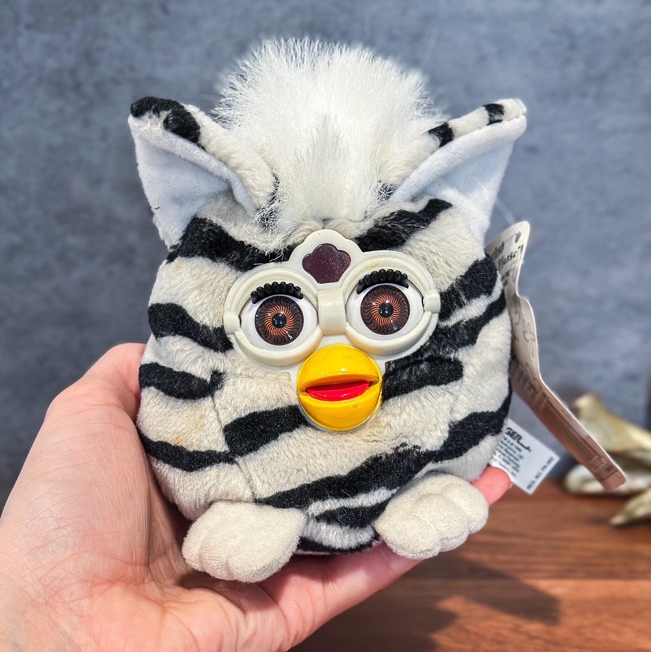 Vintage Furby Buddies Plush: 1999 Tiger Electronics Bean Bag