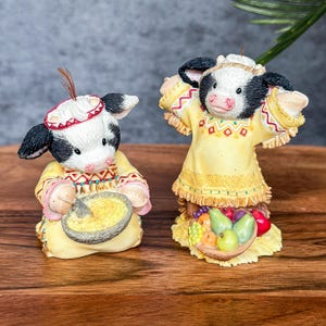 Vintage Mary&#39;s Moo Moos figurine - &#39;You&#39;re A-maize-ing&#39; and &#39;Moo Give Thanks&#39; 1998 - Pair