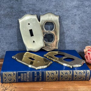 Vintage Messing Lichtschalter Abdeckungen 4er Set Mid-Century Wandplattenabdeckungen 5x2,75 Zoll Messing Lichtschalter Vintage Restauration Hardware