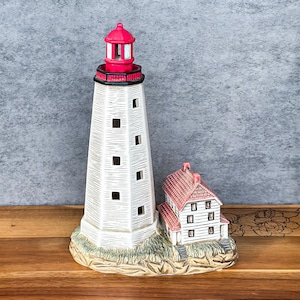 Charming Vintage Hand-Painted Ceramic Lighthouse Vintage Lefton Sandy Hook New Jersey Lighthouse Nautical Décor Collectible