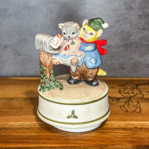 Vintage Christmas Cat Music Box: Schmid Holiday Collectible