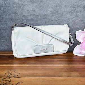Vintage Coach Wristlet Clutch 2000s Weiß Silber Leder Geldbörse mit Magnetverschluss Coach Kleine Abendtasche Retro Coach Accessoire