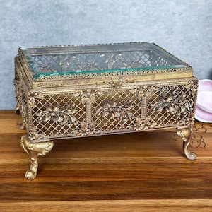 Vintage Filigree Jewelry Casket with Glass Lid Jewelry Trinket Box Decorative Jewelry Storage Box Vintage Keepsake Holder Vintage Gift Idea