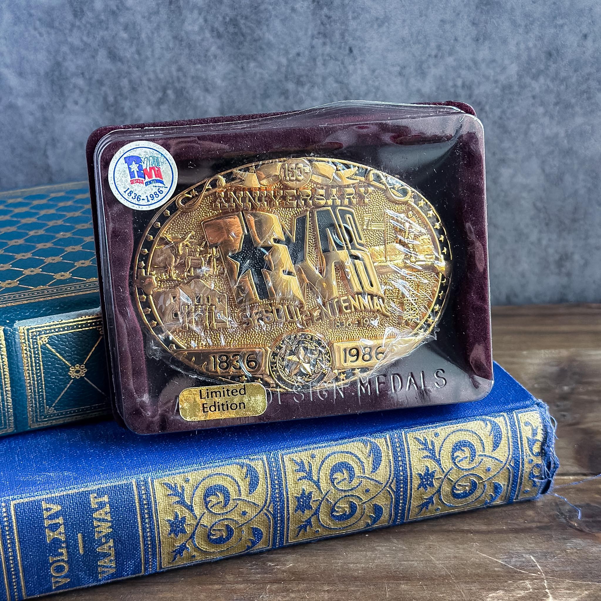 VTG 1986 Texas Sesquicentennial Belt&Buckle Set Texoma Leather & Brass 1836-1986 State of Texas Sesquicentennial 1836-1986 Texoma TL&B 1985  main image 2