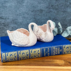 Set of 2 Vintage Lenox Pink Swan Trinket Dishes Bone China USA Elegant Swan Figurines Vanity Ring Dish Jewelry Holder Shelf Decor