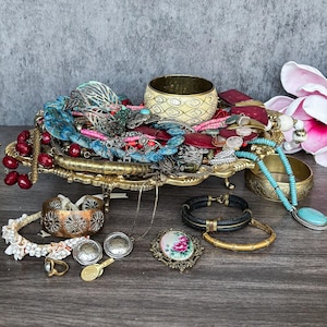 Vintage Jewelry Lot 3 Lb Necklaces Bracelets Rings Earrings Brooches Pendants Mixed Styles Signed Wearable Estate Treasure
