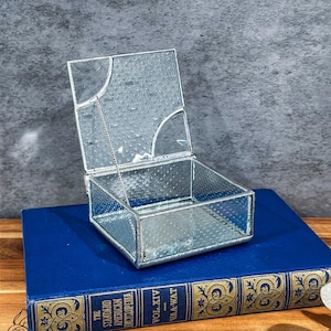 Vintage Stained Glass Jewelry Box Decorative Keepsake Holder Small Glass Jewelry Trinket  Box Vintage Keepsake Storage Vintage Gift Idea