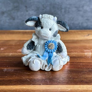 Vintage Mary&#39;s Moo Moos figurine - &#39;Cream Of The Crop&#39; - 1993 - Mary&#39;s Moo Moos Collectible - Mini Cow Figurine