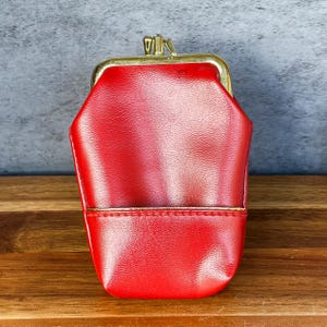 Vintage Rot Kunstleder Münzgeldfach Doppel Klippverschluss Zigarettenspitze Goldfarbener Rahmen Retro Accessoire Mid Century Geschenkidee