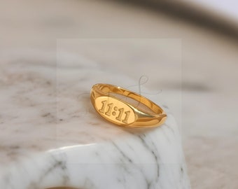 Anello con numero di angelo 11:11, anello con sigillo in oro/argento 18k, anello a fascia con numero fortunato minimalista delicato, anello sottile inciso, regalo di gioielli spirituali