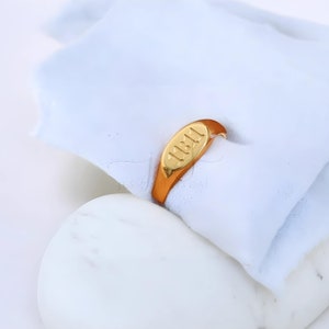 Anello con numero di angelo 11:11, anello con sigillo in oro/argento 18k, anello a fascia con numero fortunato minimalista delicato, anello sottile inciso, regalo di gioielli spirituali immagine 4