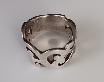 Mayan Design 925 Silver Ring Size 11 1/2