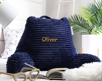 Coussin de lecture personnalisé avec accoudoirs - taille moyenne - oreiller de repos en peluche avec nom ou monogramme brodé - oreiller mari/oreiller TV