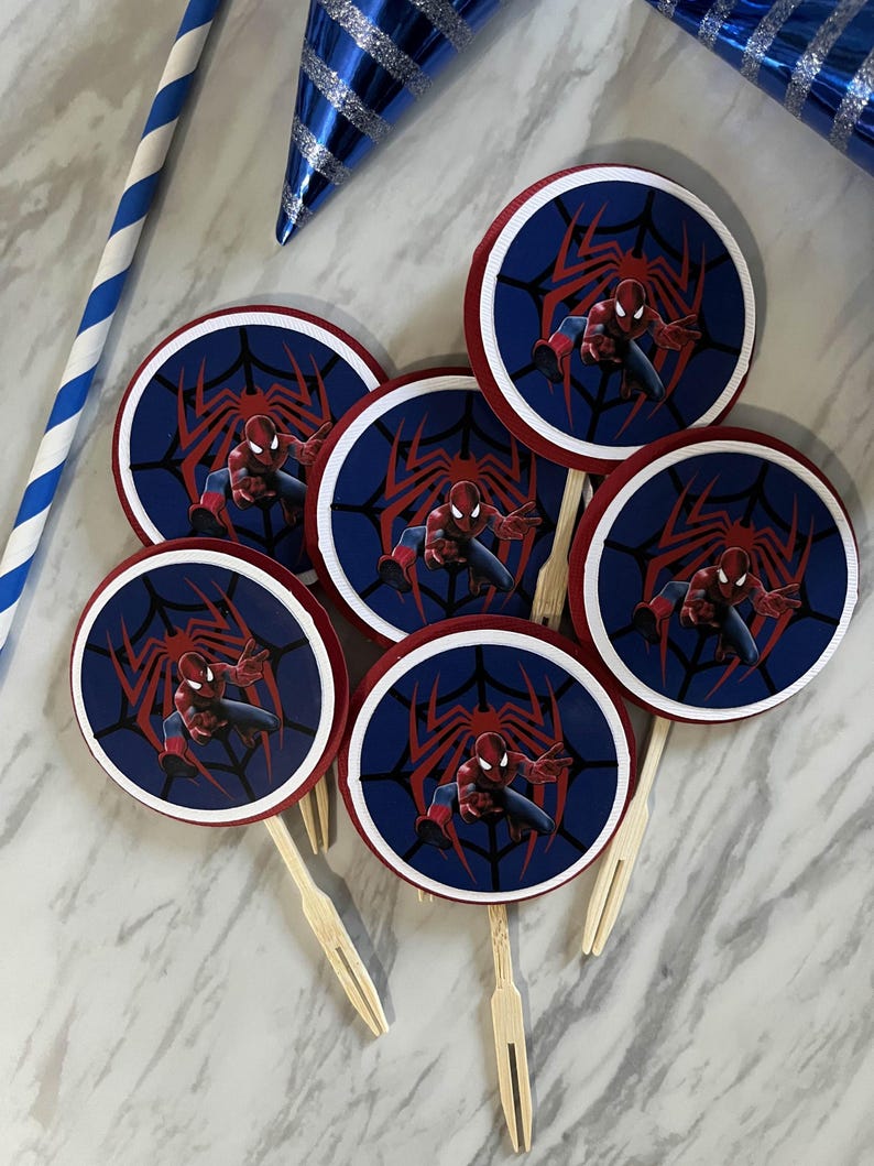 Cupcake toppers Spider man- Spider man cupcakes toppers for the little Spiderman lover in your life. Make your cupcakes stand out!