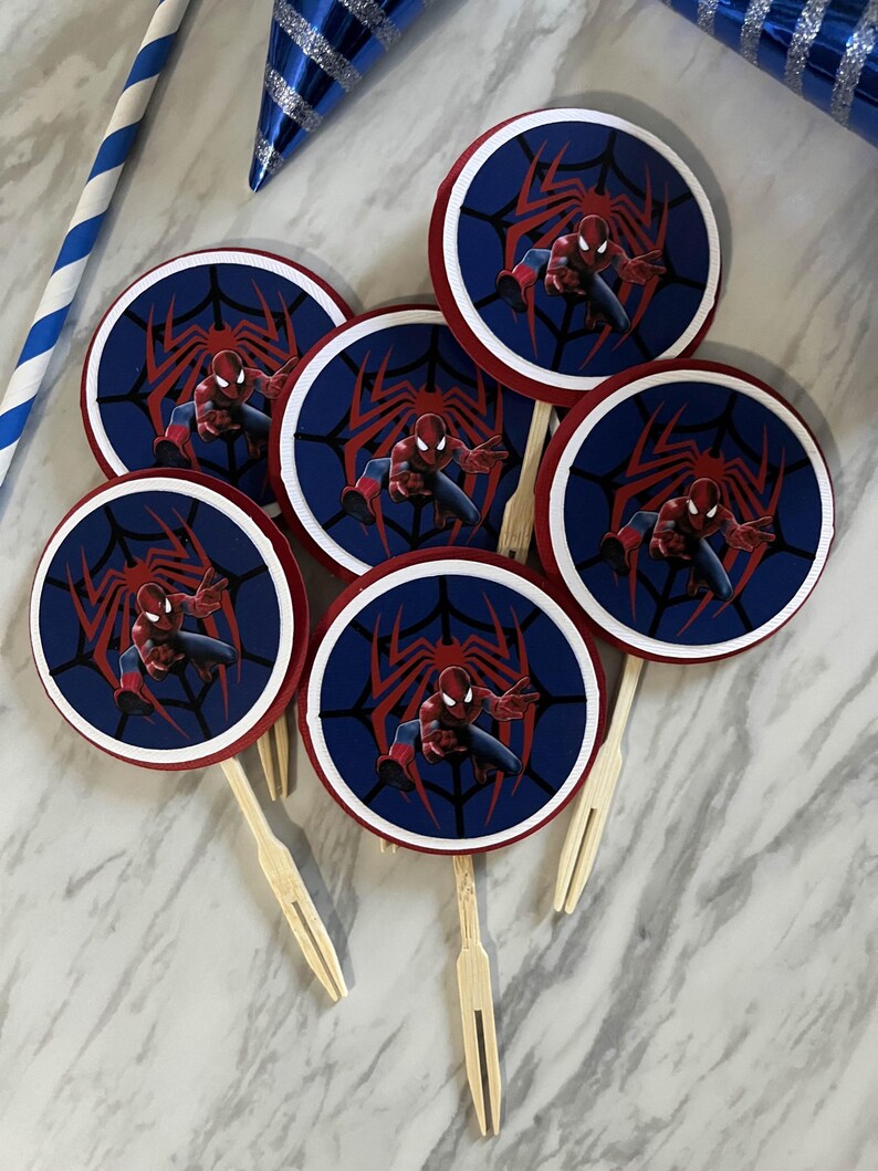 Cupcake toppers Spider man- Spider man cupcakes toppers for the little Spiderman lover in your life. Make your cupcakes stand out!