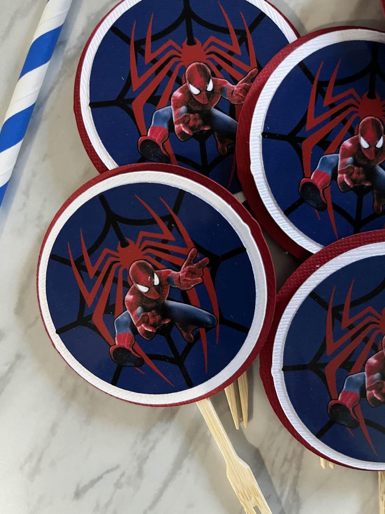 Cupcake toppers Spider man- Spider man cupcakes toppers for the little Spiderman lover in your life. Make your cupcakes stand out!