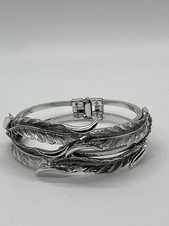 Vintage Feather Design Clamp Bangle