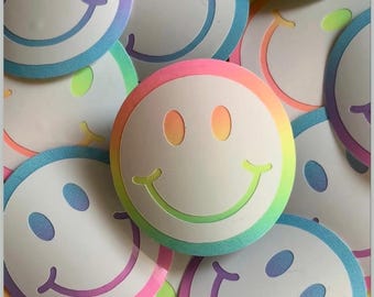 Adesivi con faccine sorridenti
