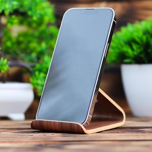 Personalised Phone Stand Wooden Personalised Gifts for Dad Fathers Day Gift  Christmas Presents Birthday Presents Gift for Him Gift for Her