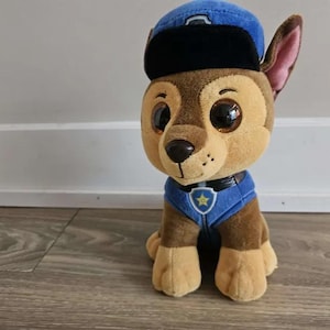 ty Chase the Dog Patrulha Canina Bicho de Pelúcia Brinquedo de Pelúcia 10&quot;