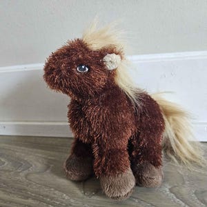 Ganz Webkinz Cute Horse Pony Stuffed Animal Plush Toy 7&quot;