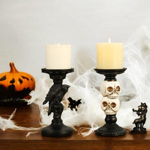ハロウィンテーマのキャンドルスティック、不気味なキャンドルホルダー、スカルキャンドルスティック、ハロウィンデコレーション、ハロウィンオーナメント、お祭りマントルピース