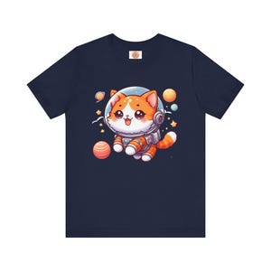 Camiseta unisex con diseño de gato espacial, bonita camiseta con diseño de gato astronauta, regalo para amantes de los gatos, divertida camiseta gráfica con temática del espacio exterior