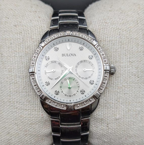 Vintage Bulova Watch: Multi-Function Day Date, Cr… - image 8