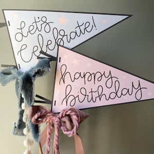 Bandiera di buon compleanno stampabile, biglietto di auguri per festeggiare, etichetta regalo di compleanno, confezione regalo di buon compleanno, biglietto di compleanno digitale