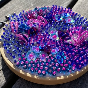 Finished embroidery hoop, home decor, modern wall hanging, 3d embroidery w glass beads, handmade gift for mum, gift for her, beaded piece