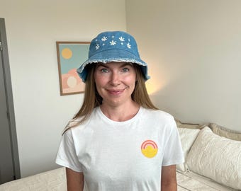 Daisy Flower Bucket Hat, 100% Cotton Denim Hat With 1960s  display picture 2