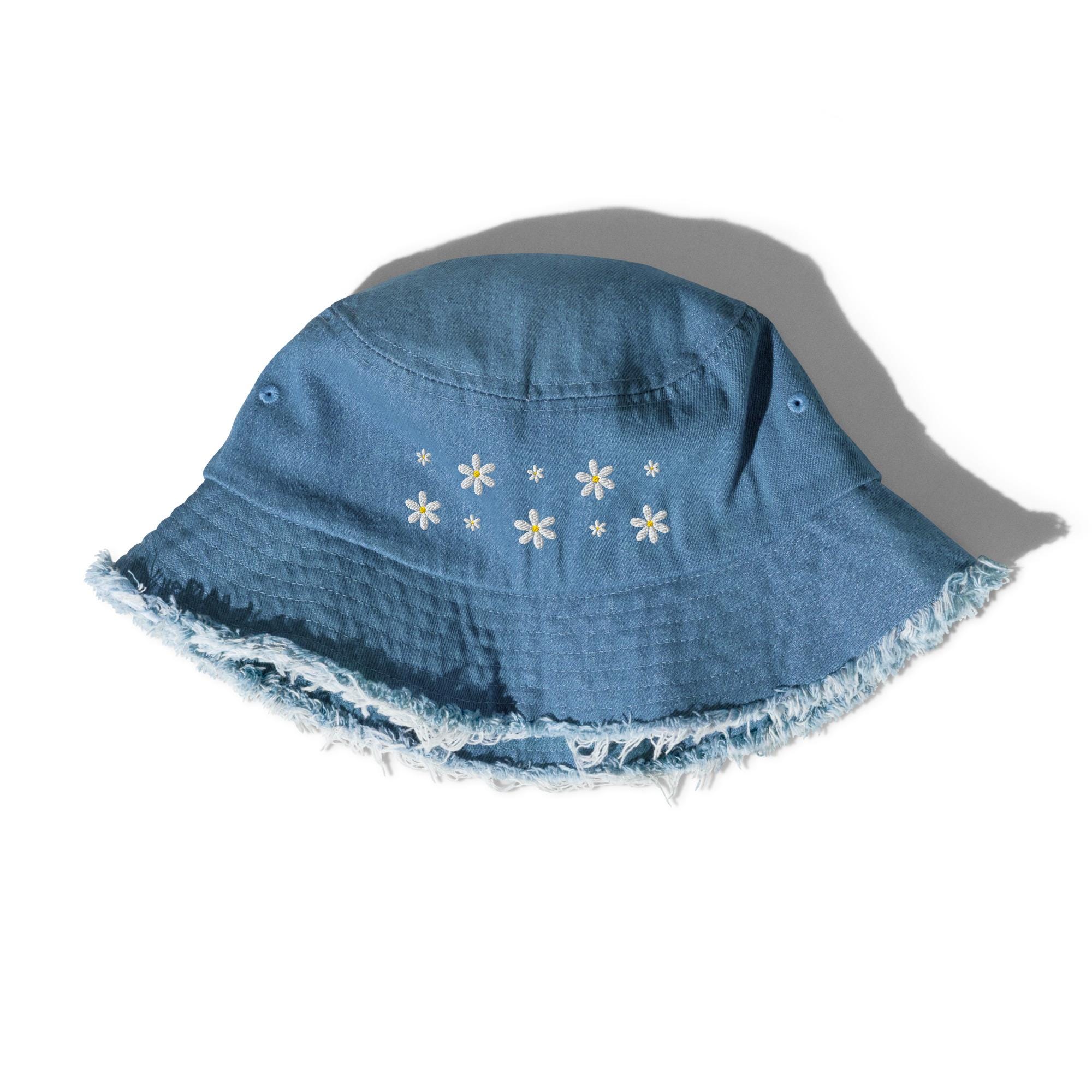 Embroidered Daisy Denim Bucket Hat: 60s Style Fringe Sun Hat  display picture 3