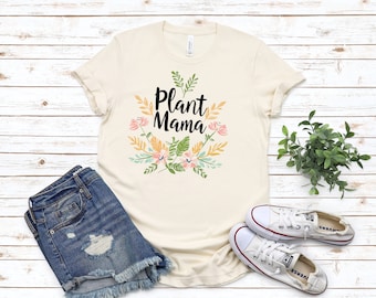 Plant Mama T-Shirt – Floral Graphic Tee for Garden Lovers