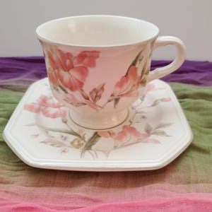 Vintage Mikasa Pink Iris Tea Coffee Cup & Saucer Continental Ivory Japan